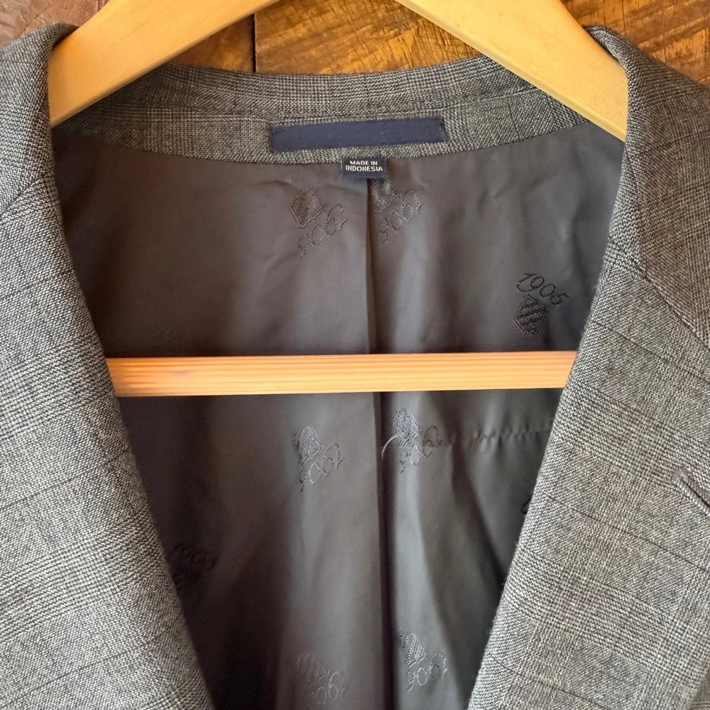 Jos. A. Bank 1905 Blazer Mens 46R Gray Glen Plaid Slim Fit Sport Coat